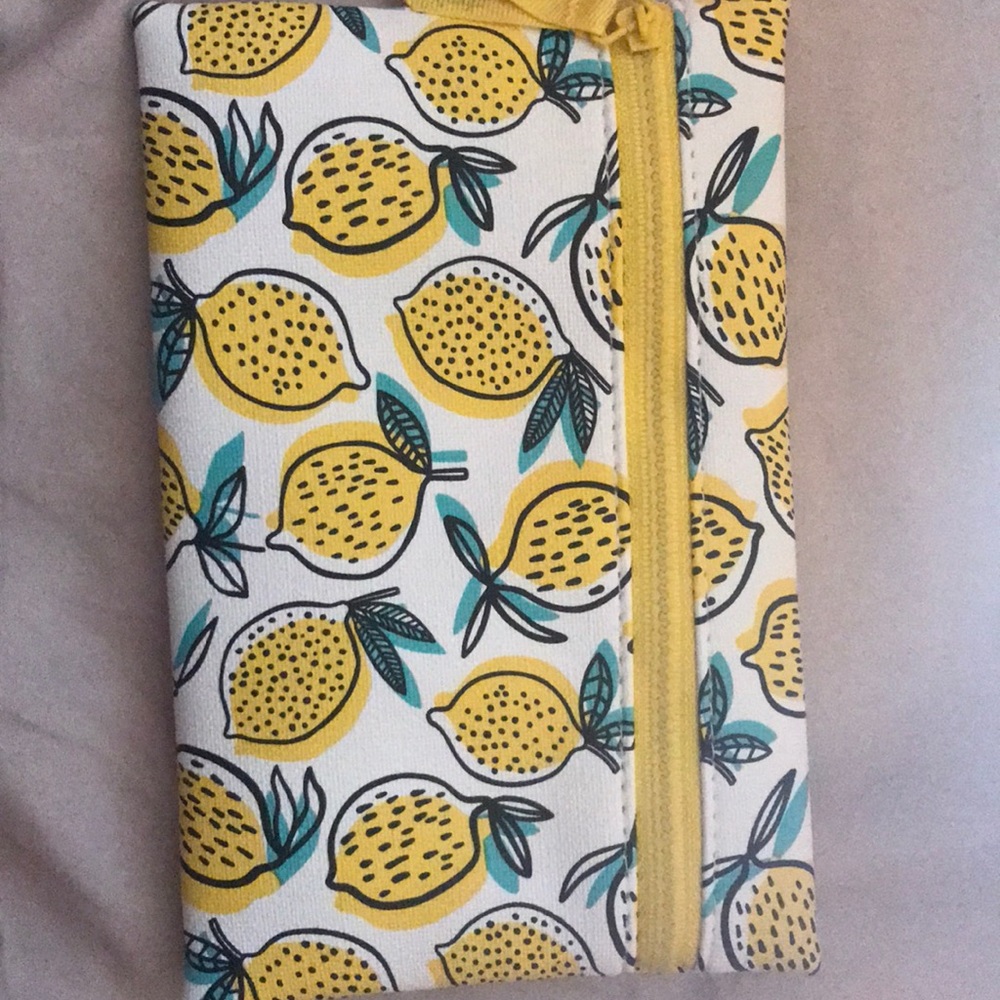 Makeup bag